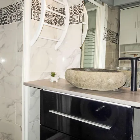 Le Byblos-3 By Interhome *